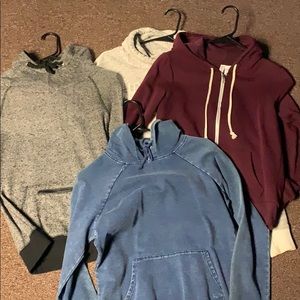 4 sweaters, hollister